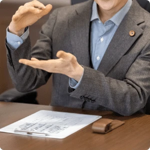 トレント開示請求の解決までの流れ STEP2 弁護士による無料相談